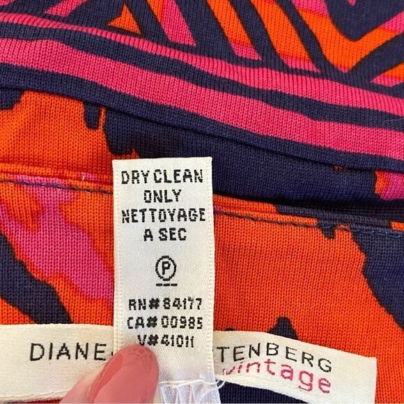 DVF Diane Von Furstenberg Vintage Laetitia 100% Silk Shift Mini Dress Sz 2 - Picture 10 of 14